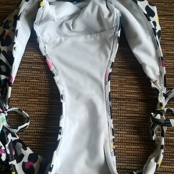 Leopard print bikini bottoms with straps by Pink - Picture 6 of 6